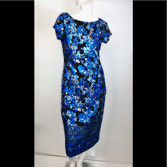 Beige by eci Dresses & Skirts - Beige by eci stunning floral print sexy metallic